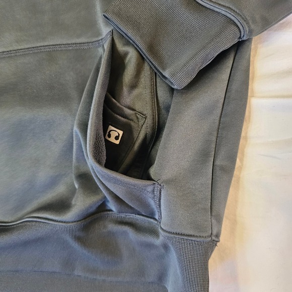 Nike thermafit black fleece  hoodie with LHU logo. Preowned in a men's sz small. - Picture 4 of 11